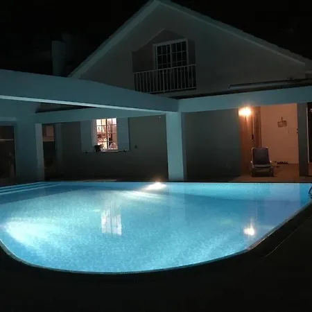 Sun Vista Panoramica E Piscina Varadouro Apartmán