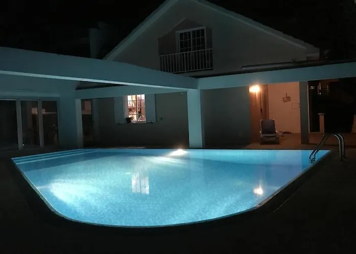 Sun Vista Panoramica E Piscina Varadouro Apartment